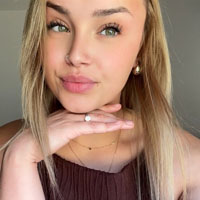 Laura cliente du centre de beauté l'avenue à mons